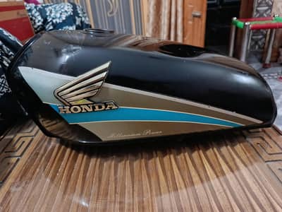 Honda 125 fuel tank
