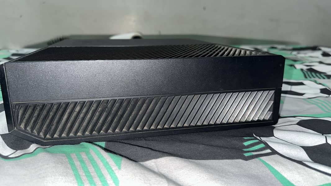 Xbox one console 3