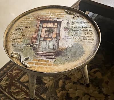 Hand Crafted 3D Texture Coffee Table – Unique Vintage Design
