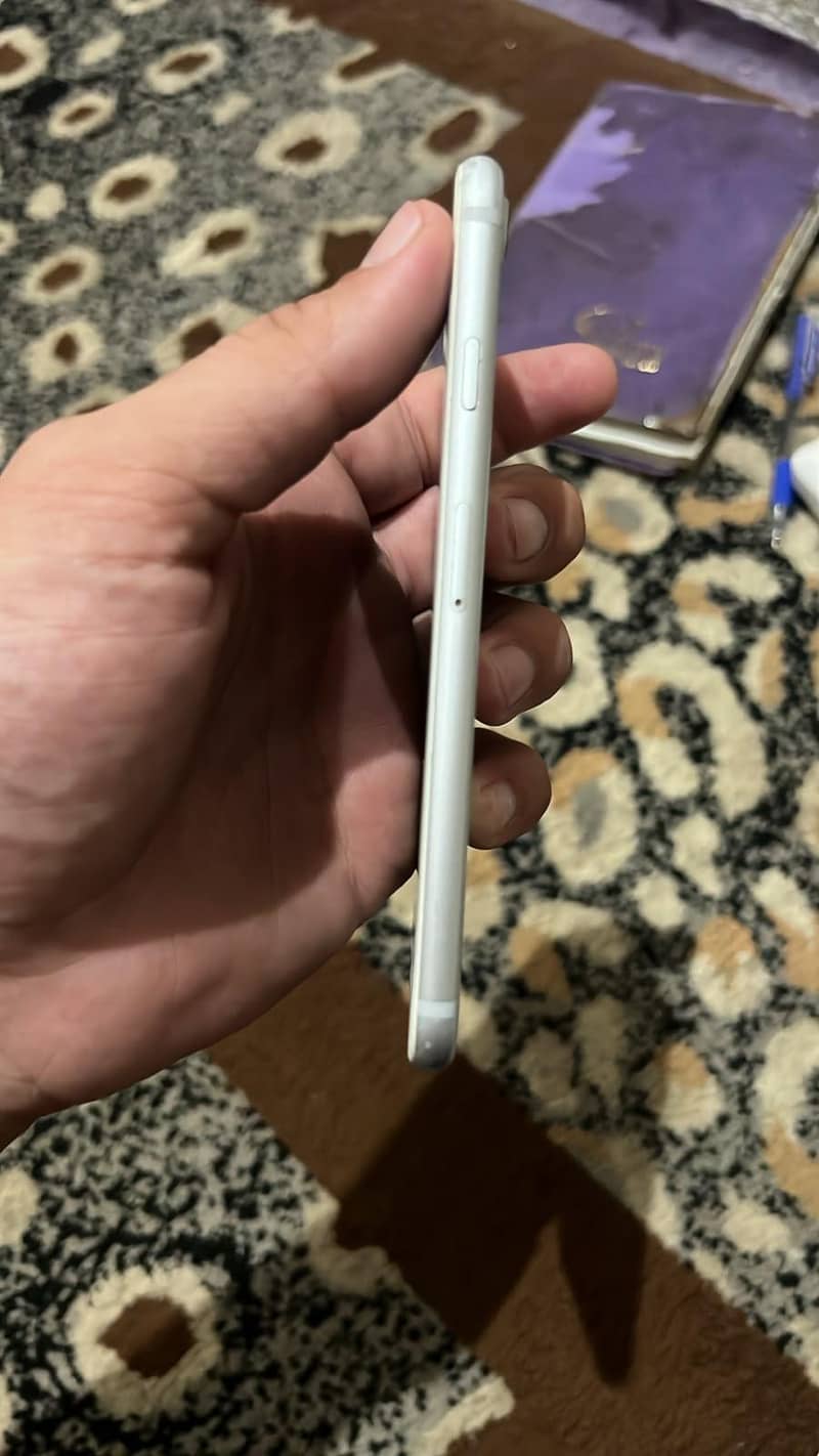 Apple iPhone 7 5