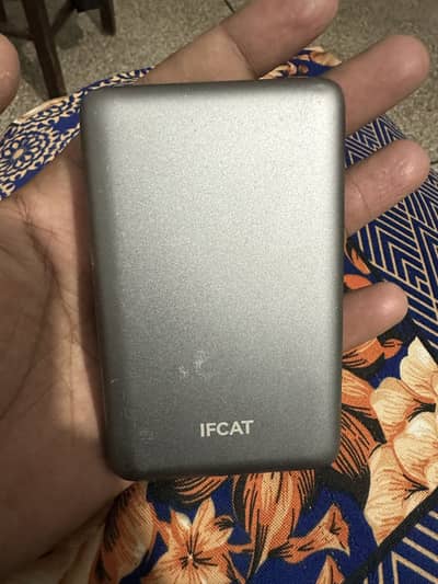 IFCAT WIRELESS POWER BANK