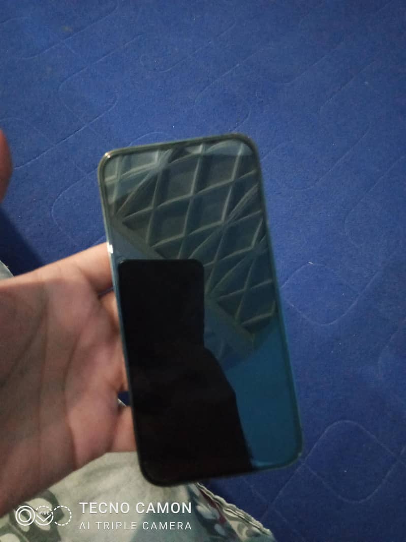 Apple iPhone 13 Pro 2