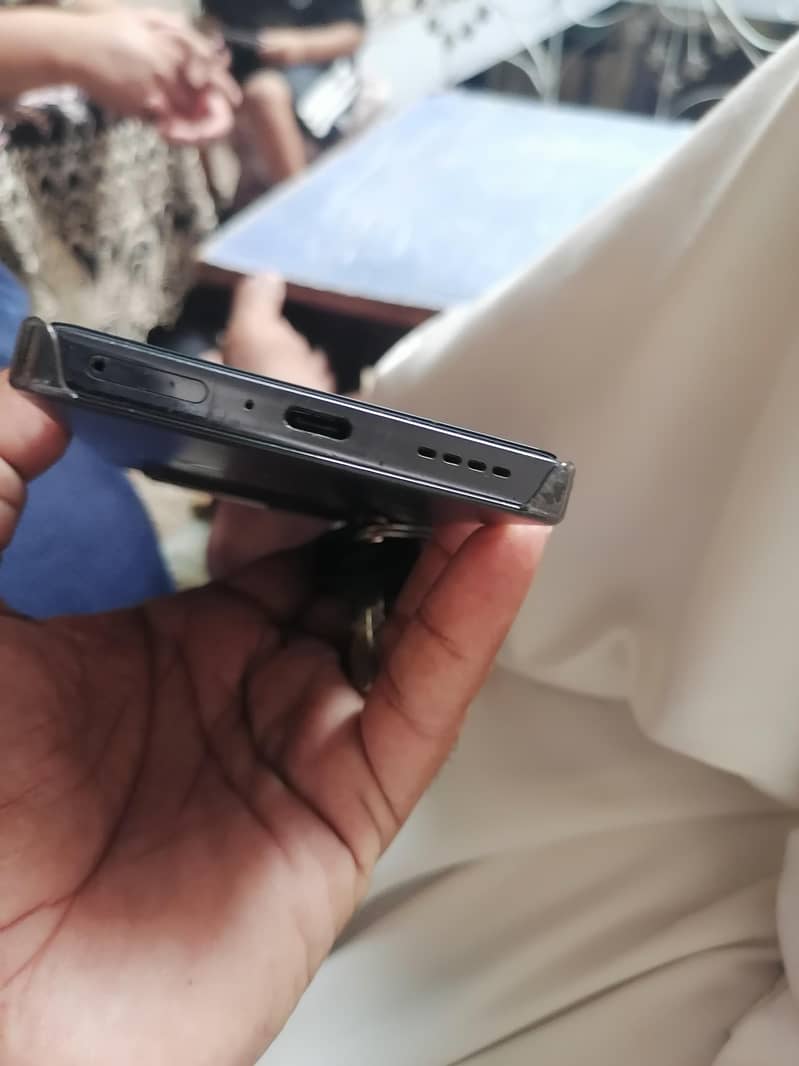 Infinix Note 40 9