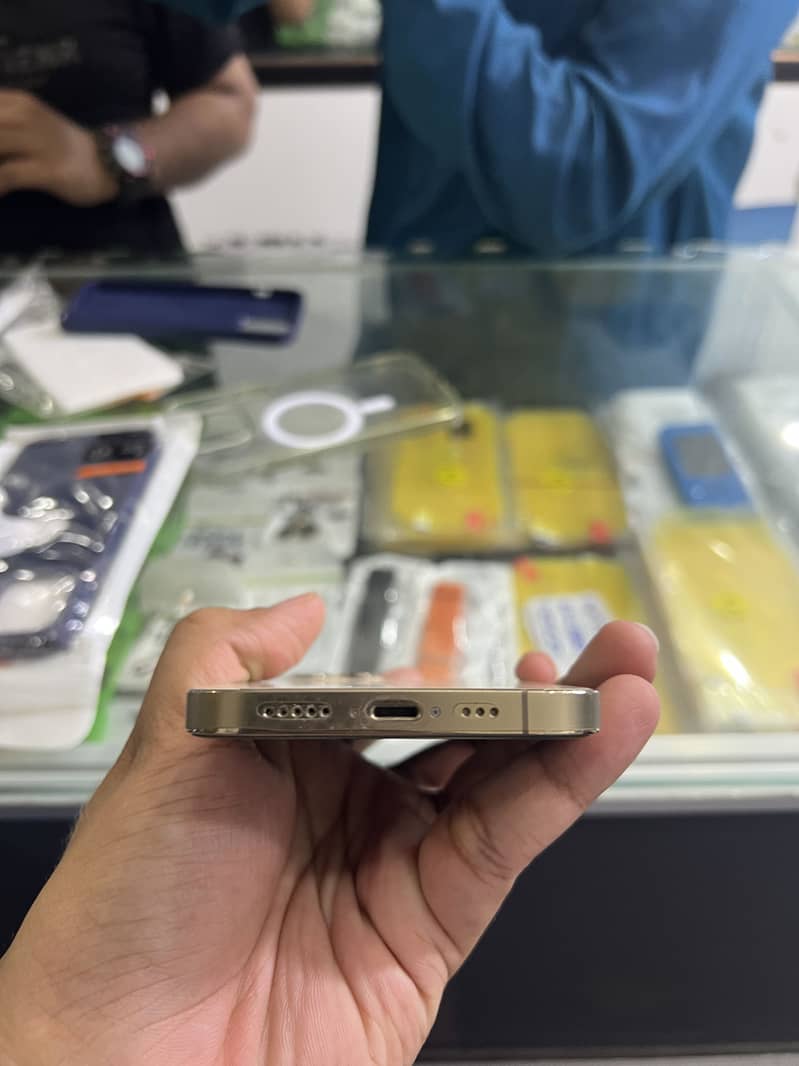 Apple iPhone 12 Pro 7