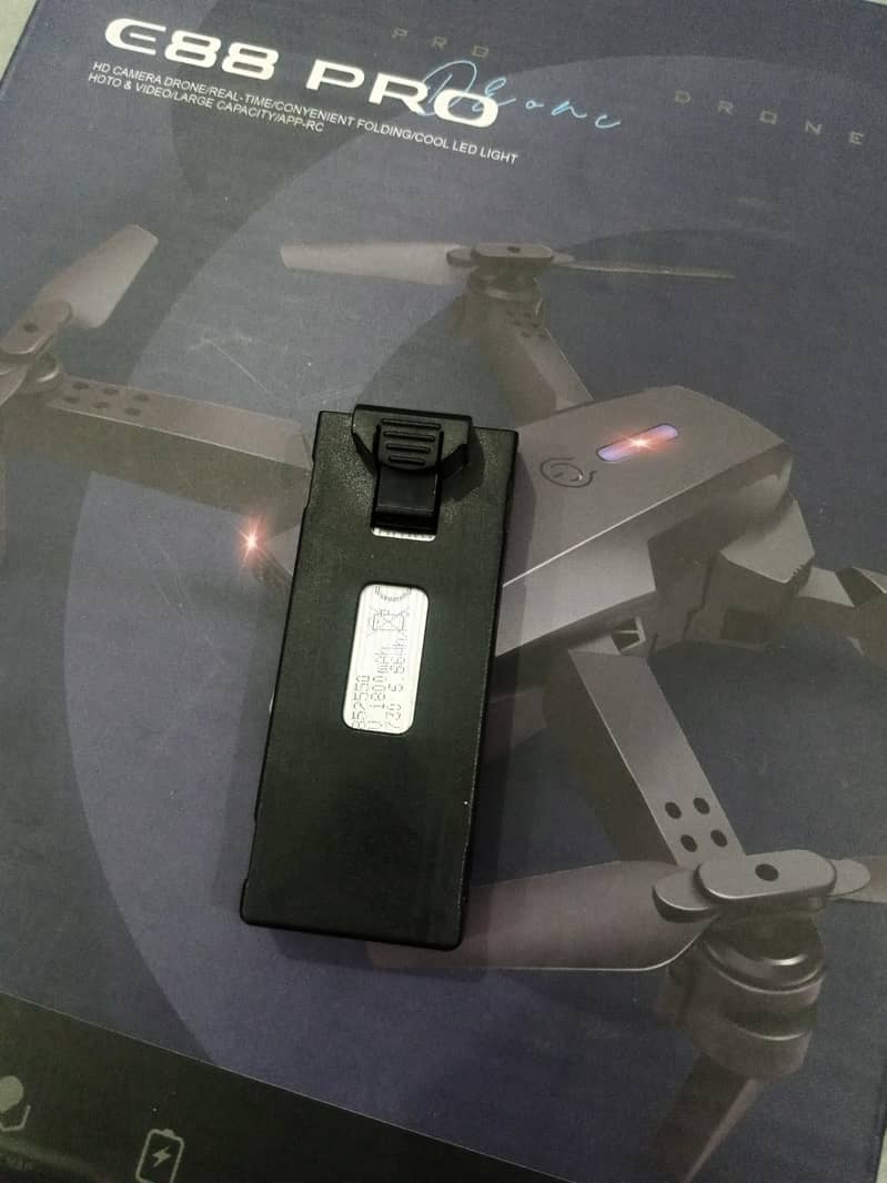 Drone cemera E88 pro 9
