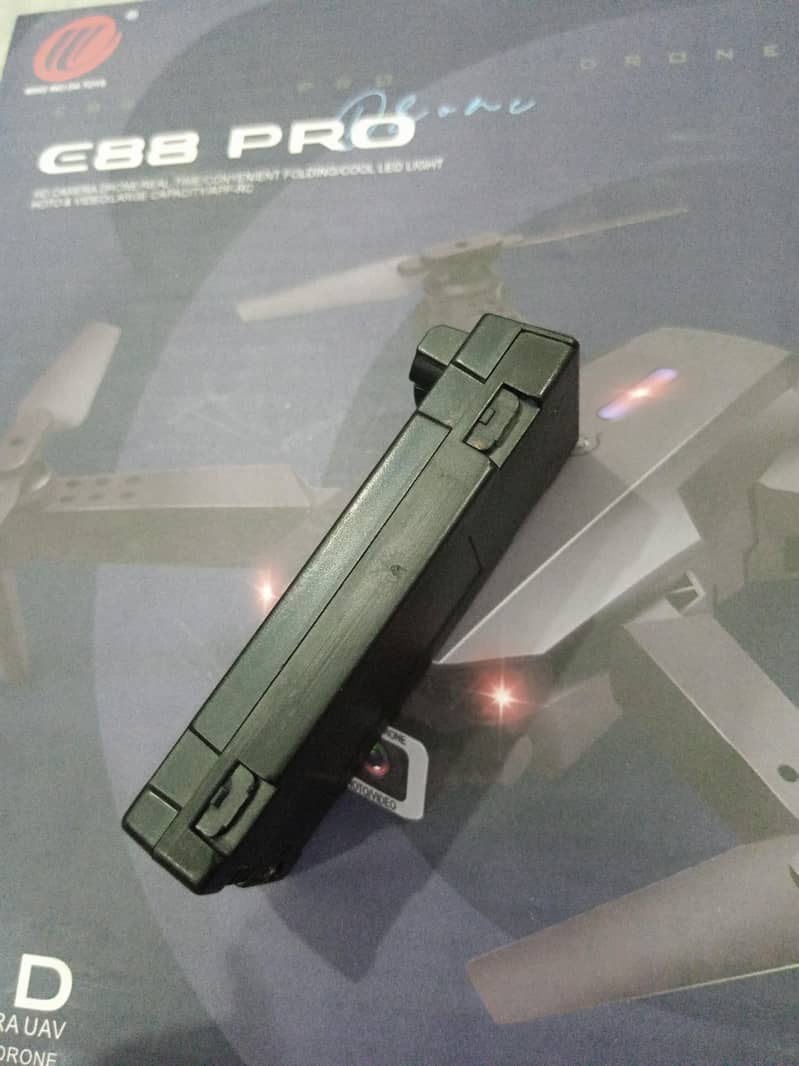 Drone cemera E88 pro 11