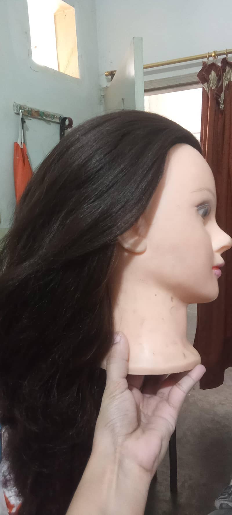 wig with stand 1