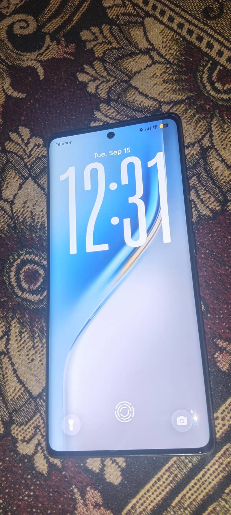 Tecno CAMON 40 Pro 1