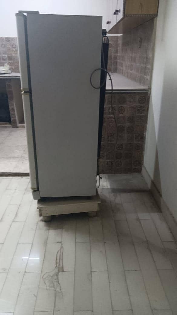 small size fridge 1