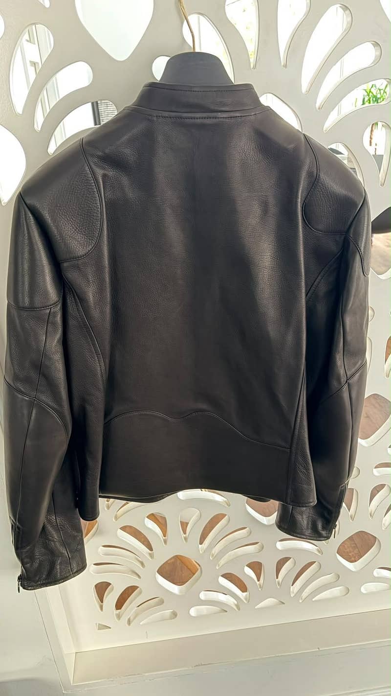 LV jacket 4