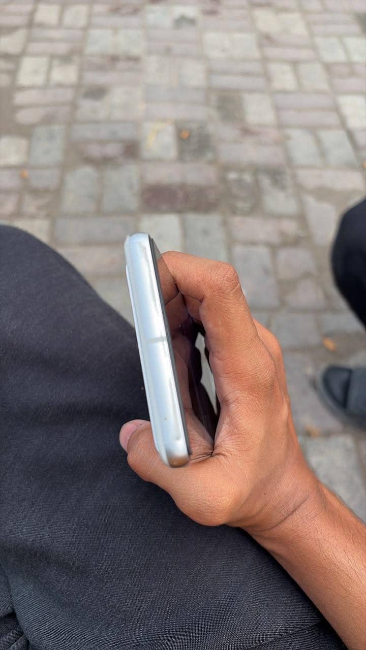 Google Pixel 7 2
