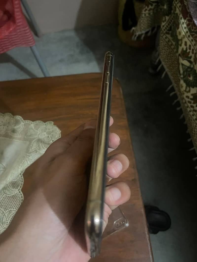 Xs max 1