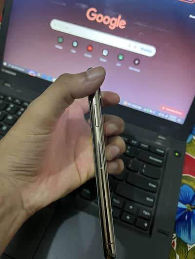 Apple iPhone XS