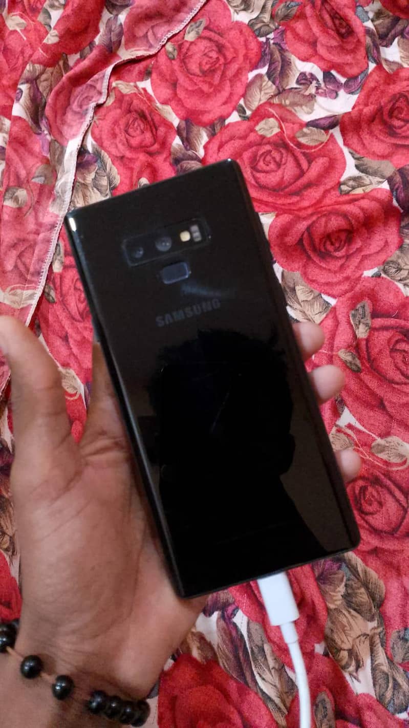 Samsung Mobile Note 9 1