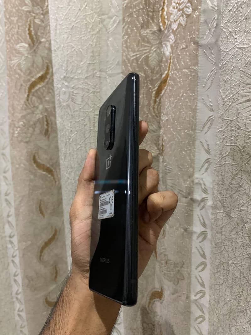One Plus 8 Pro 0
