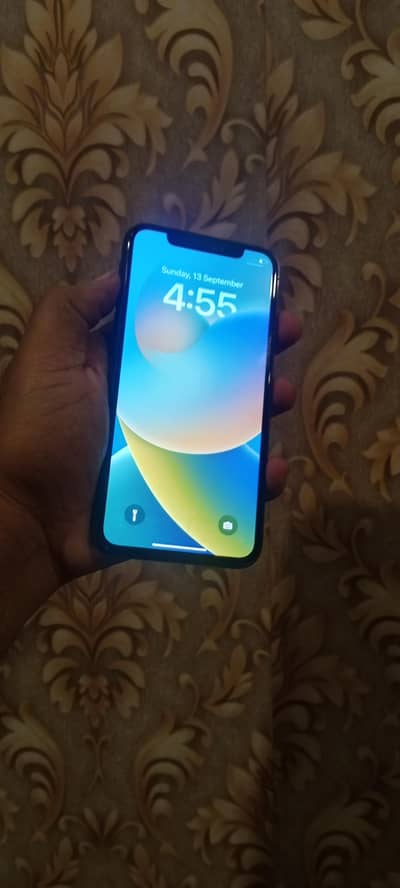 Apple iPhone X 64GB. PTA. read add