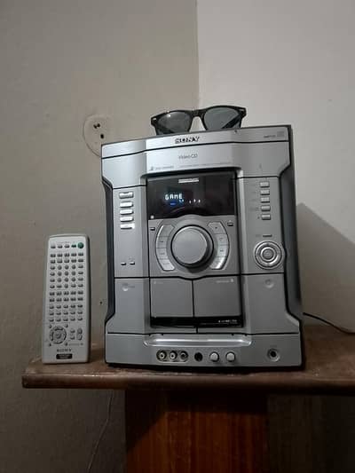 SONY RV20 brand new condition Amplifier