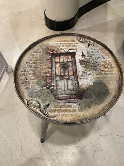 Hand Crafted 3D Texture Coffee Table – Unique Vintage Design