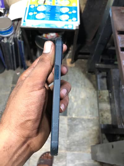 Apple iPhone 13 factory unlock
