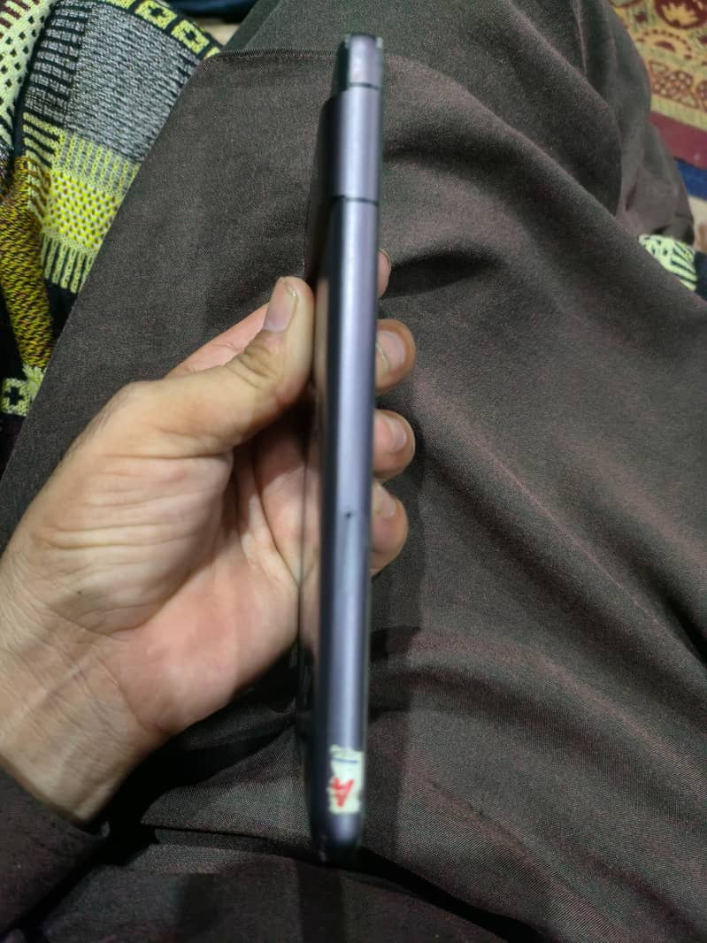 Google Pixel 7 4