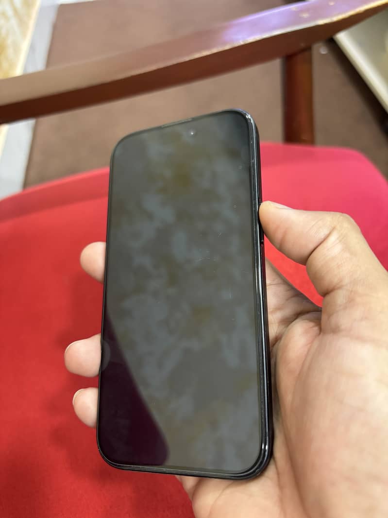 Apple iPhone 15 3