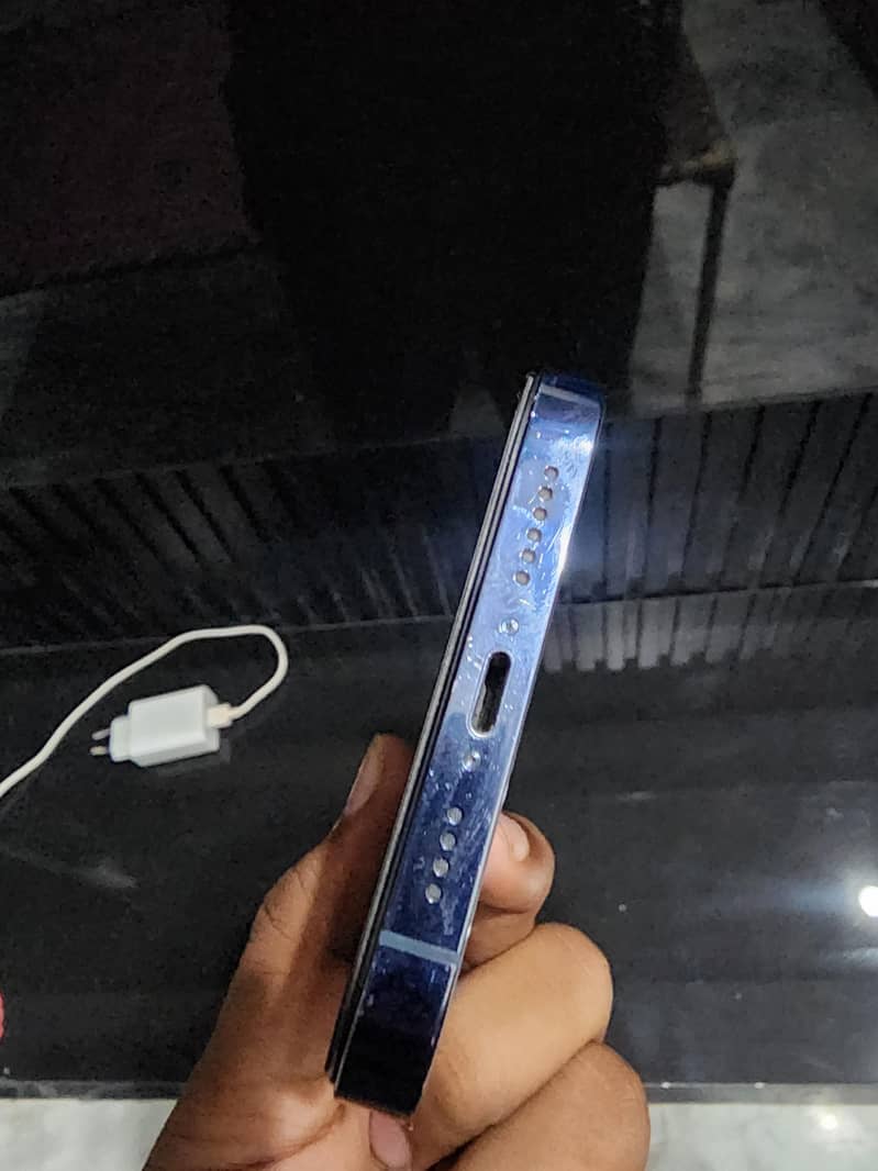 Apple iPhone 13 Pro Max 7