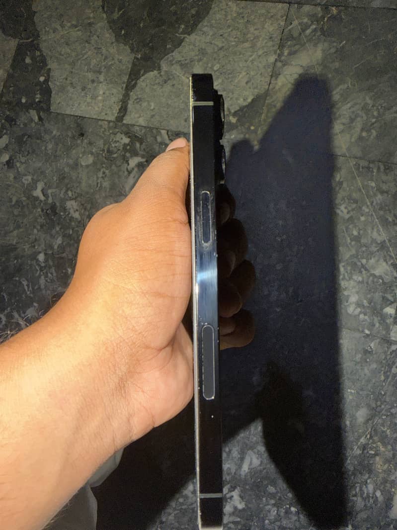 Iphone 14 pro max 1
