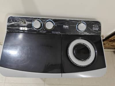 Haier Semi Automatic washing machine HTW80-186