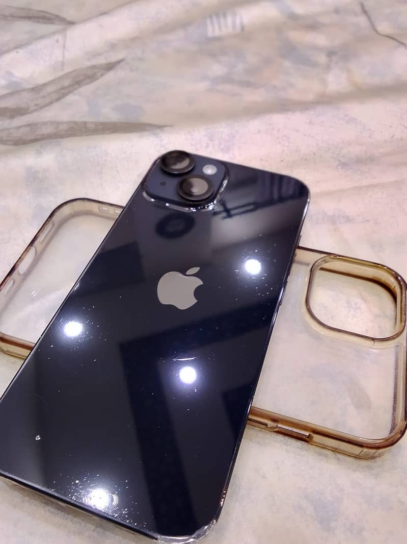 Apple iPhone 14 4