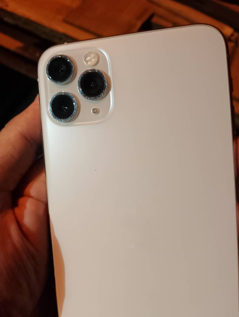 Apple iPhone 11 Pro Max 1
