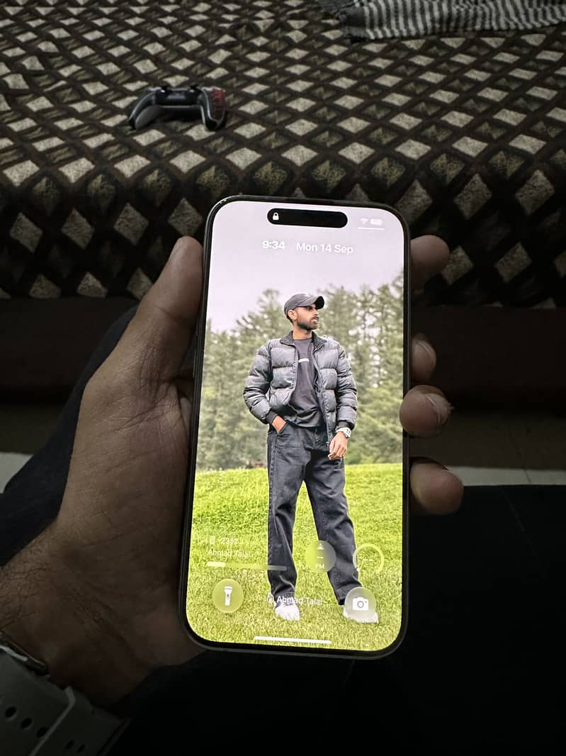 Apple iPhone 15 Pro 3