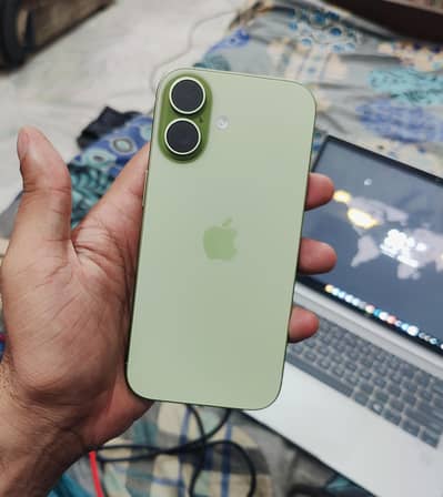 Apple iPhone 17 Sage