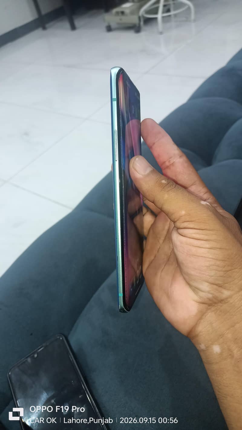 One Plus 8 Pro 4