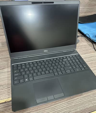 Dell Precision intel Xeon-11th Gen (16/512)