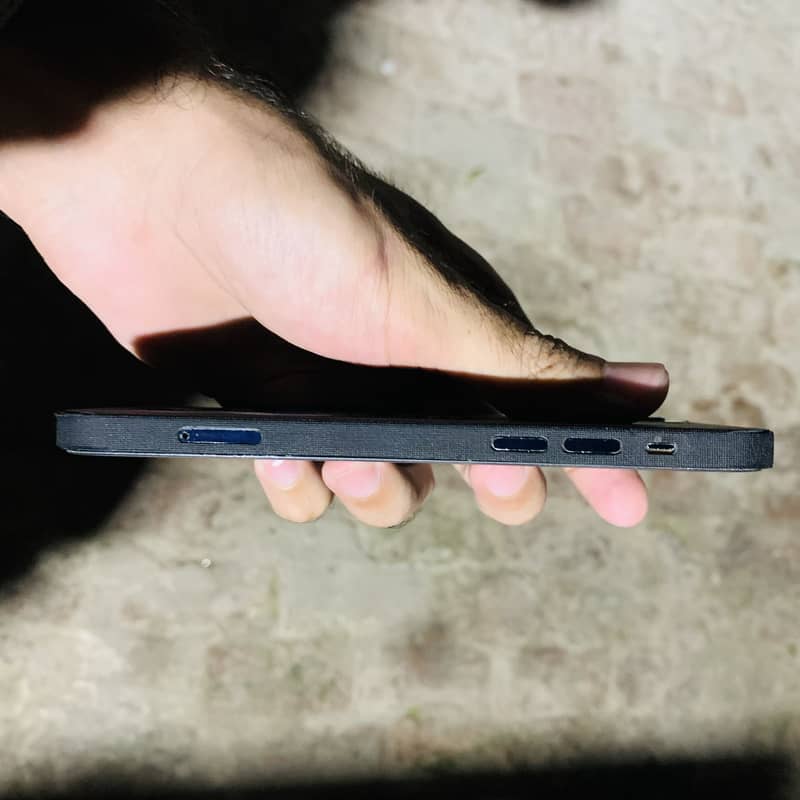 Apple iPhone 12 2