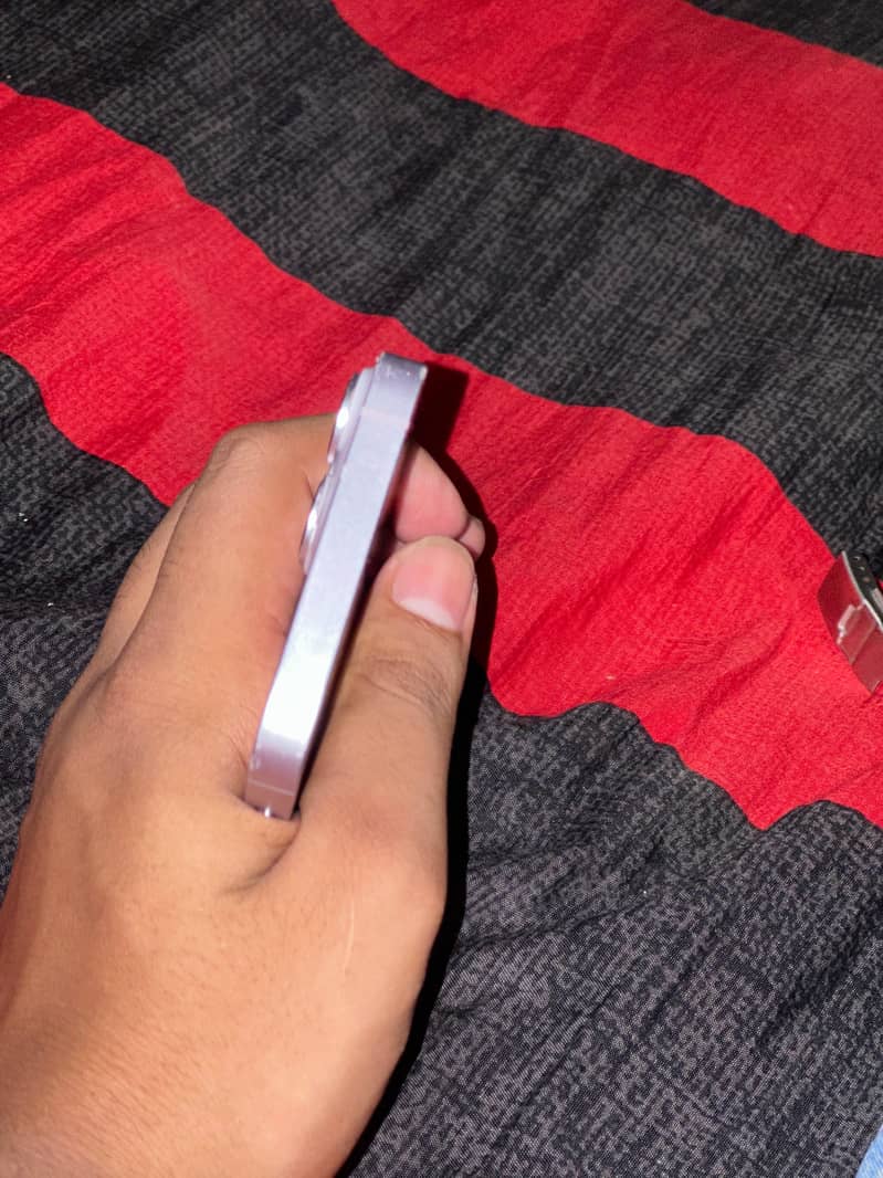 Apple iPhone 14 0