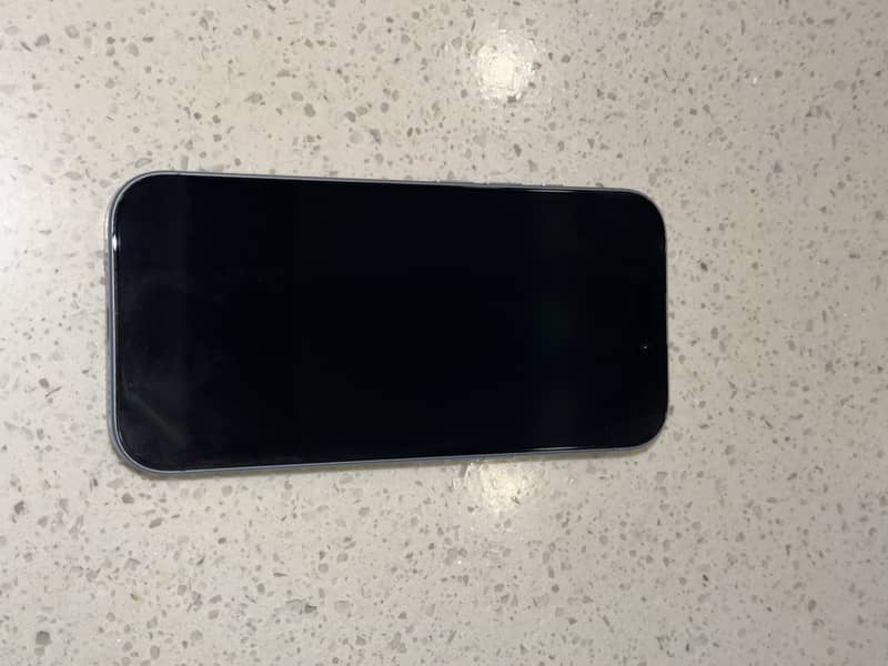 Apple iPhone 17 5