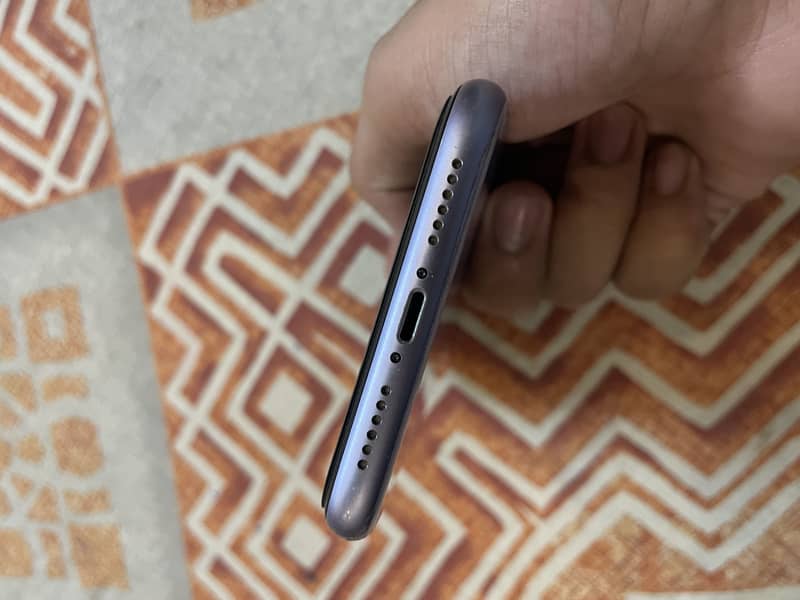 Apple iPhone 11 1