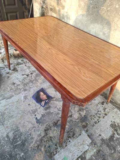 Dining table and 6 chairs