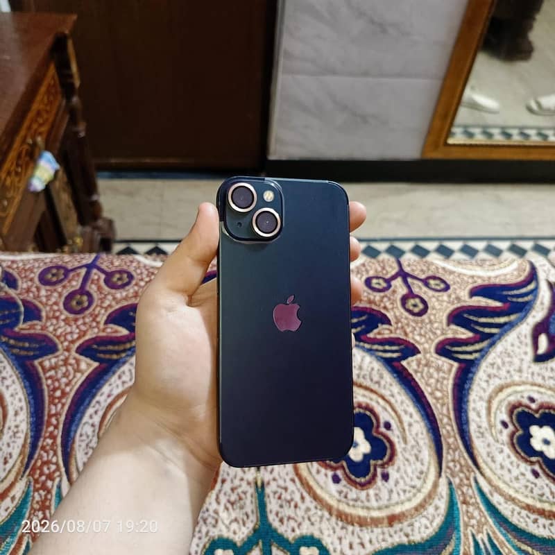 Apple iPhone 13 3