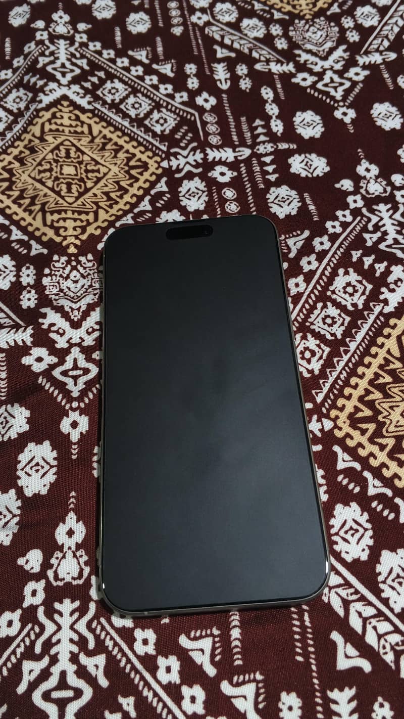 Apple iPhone 15 Pro Max 6