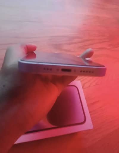 Apple iPhone 14 waterpack box sath hy JV 128 battery health 84 all ok