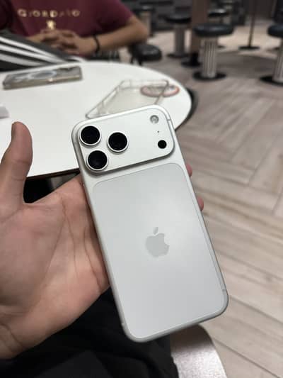 Apple iPhone 17 Pro Max