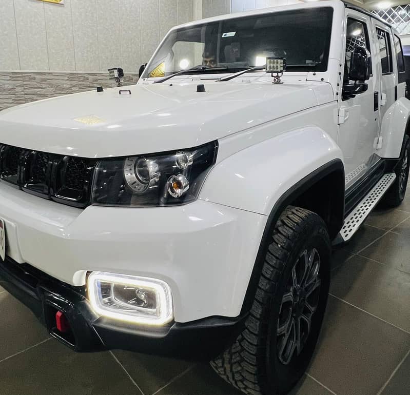 BAIC BJ40 Plus 2022 2