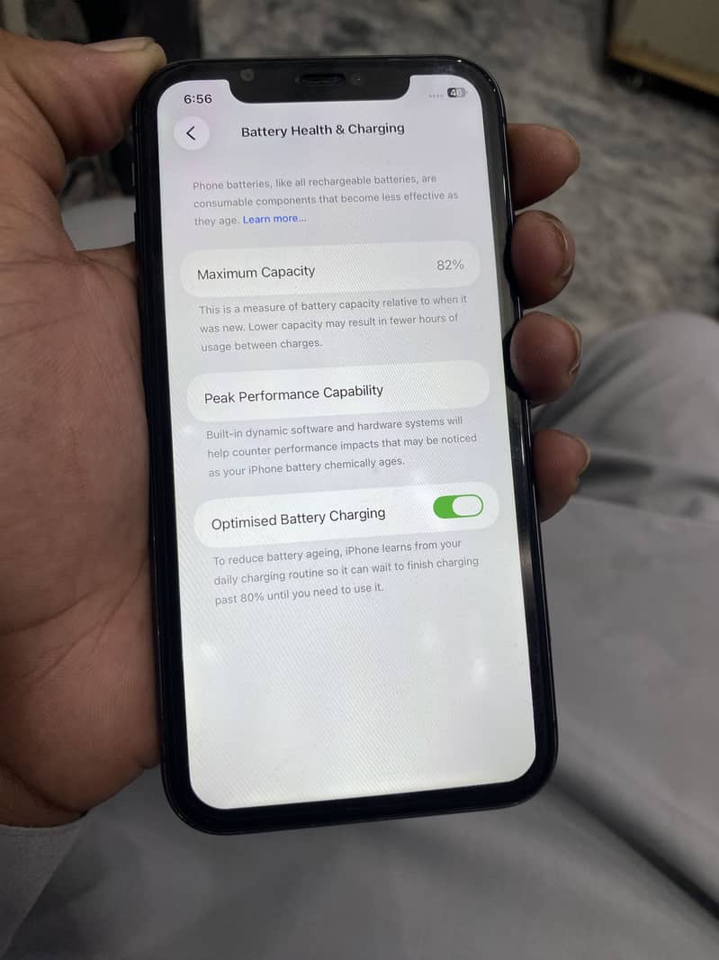 Apple iPhone 11 7
