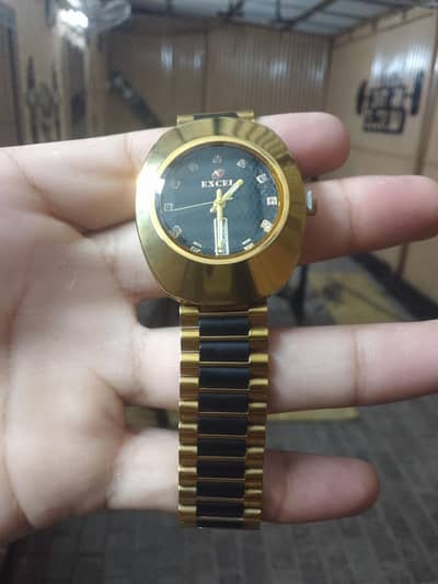 stylesh and unique men's watch