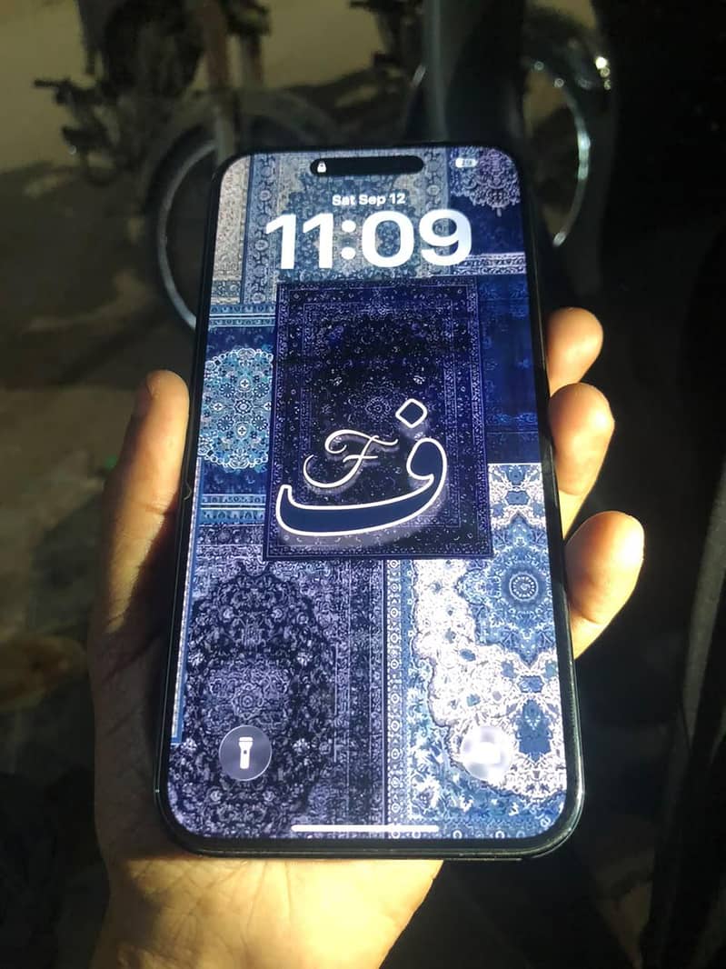 Apple iPhone 15 plus 0