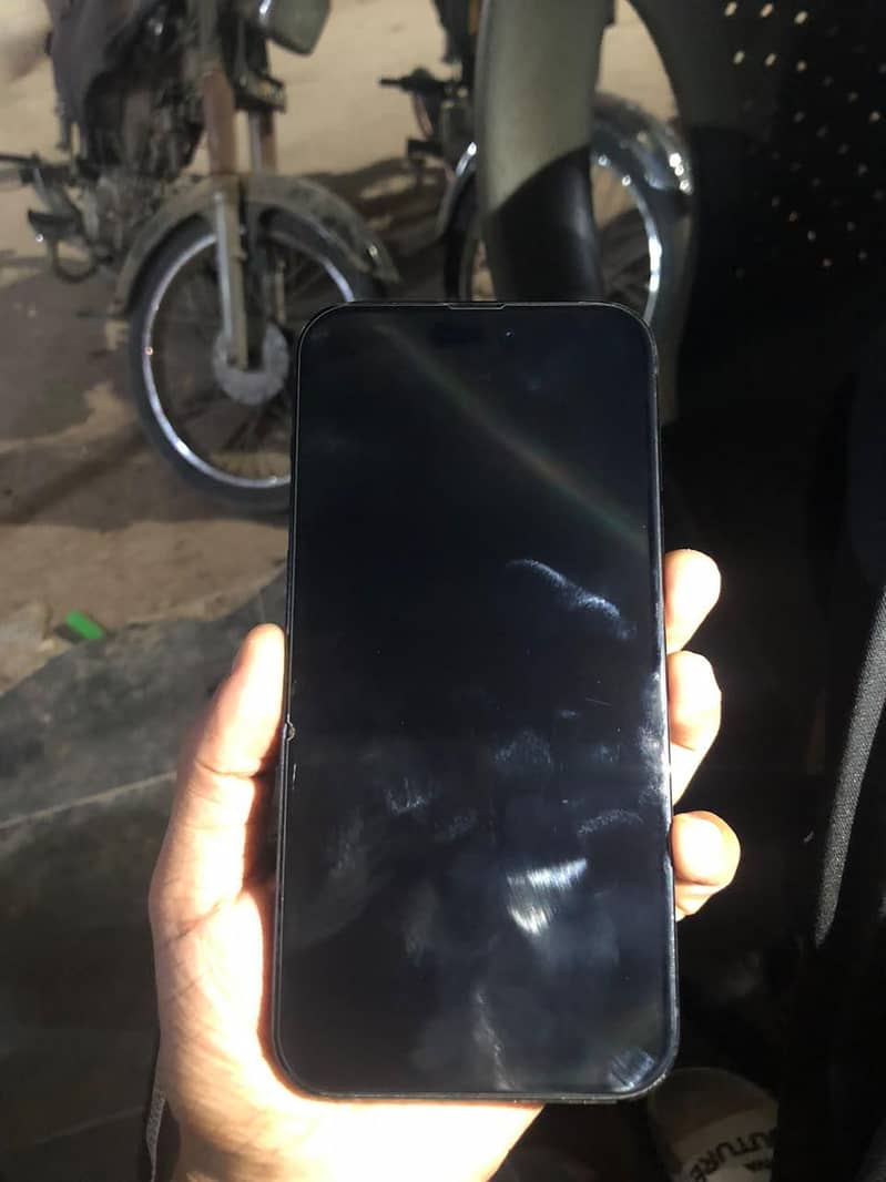 Apple iPhone 15 plus 2