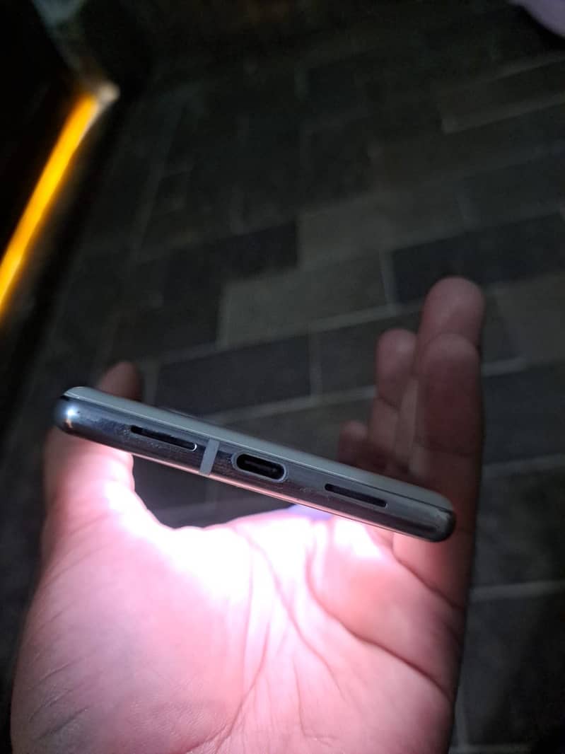 Google Pixel 6 Pro 8