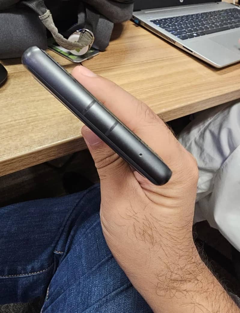 Google Pixel 7a 1